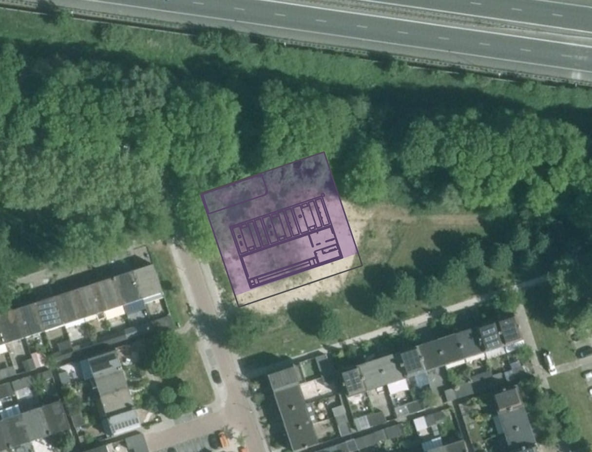 Overzichtsfoto met indicatie van de locatie van het toekomstige elektriciteitsstation