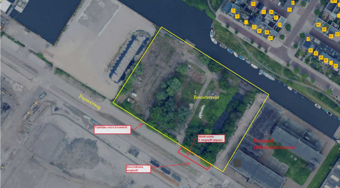Het bouwterrein is geel gemarkeerd, een extra bouwinrit aan de linkerkant van de Papaverweg is aangegeven. Ook wordt er aan de Papaverweg een weghelft afgezet.