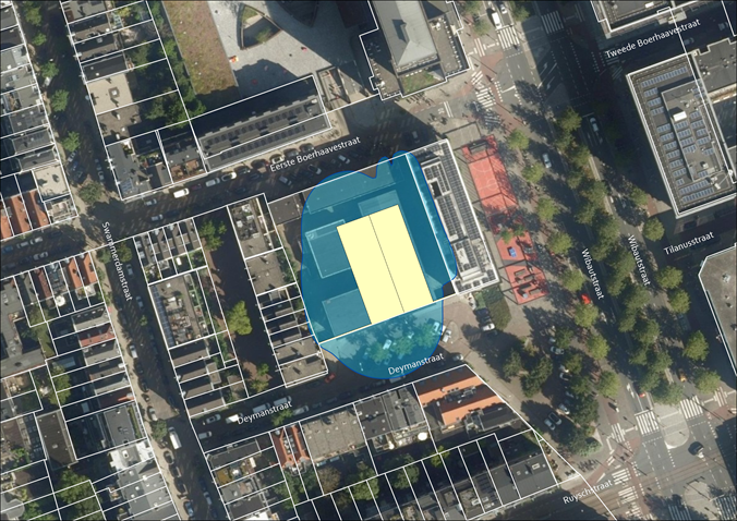 De positie van het nieuwe elektriciteitsstation is afgebeeld met de toekomstige EMV contour. Deze bevindt zich tussen het reclasseringsgebouw, de Eerste Boerhaavestraat, Leeuwenhoekstraat en de Deymanstraat.