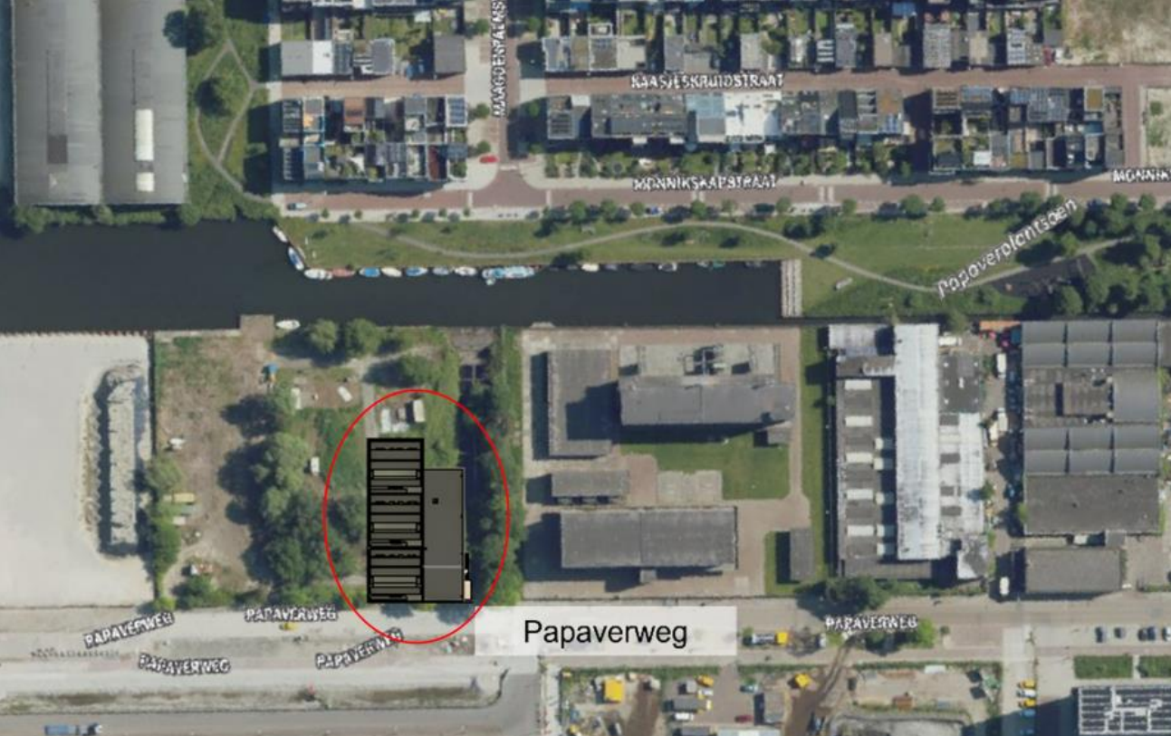 Bovenaanzicht van de Papaverweg. Er is een schematisch gebouw getekend op de Papaverweg met een rode omcirkeling.